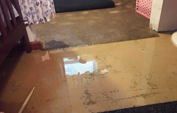 water damage restoration cleanup